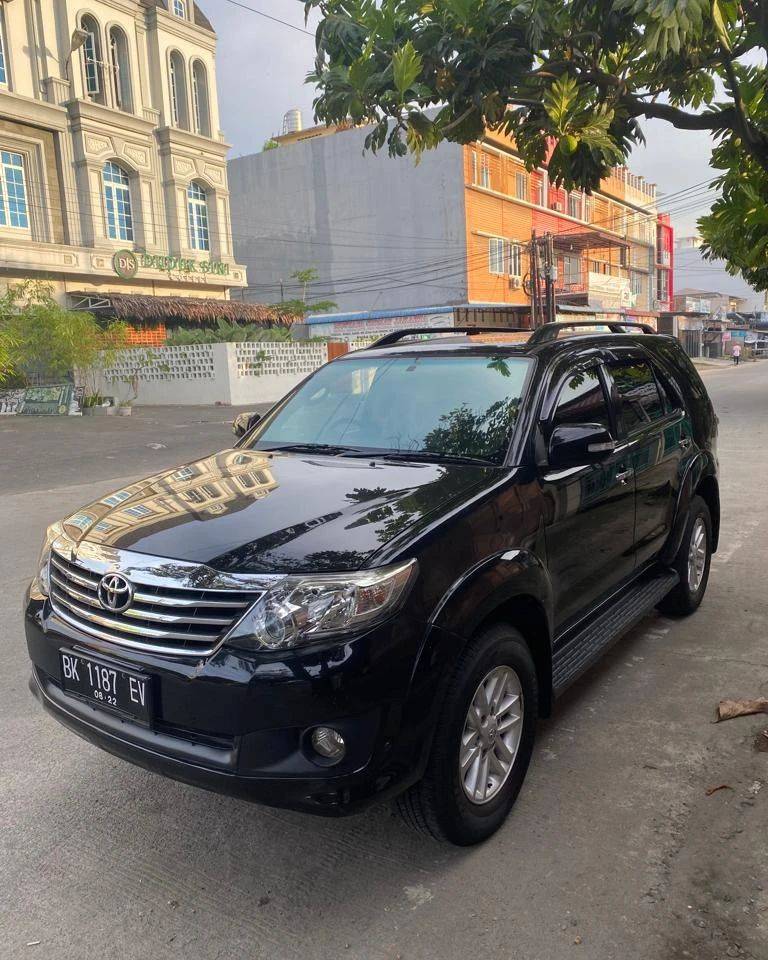 2012 Toyota Fortuner 2012 Toyota Fortuner