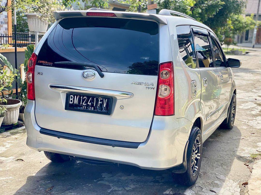 2010 Daihatsu Xenia 2010 Daihatsu Xenia