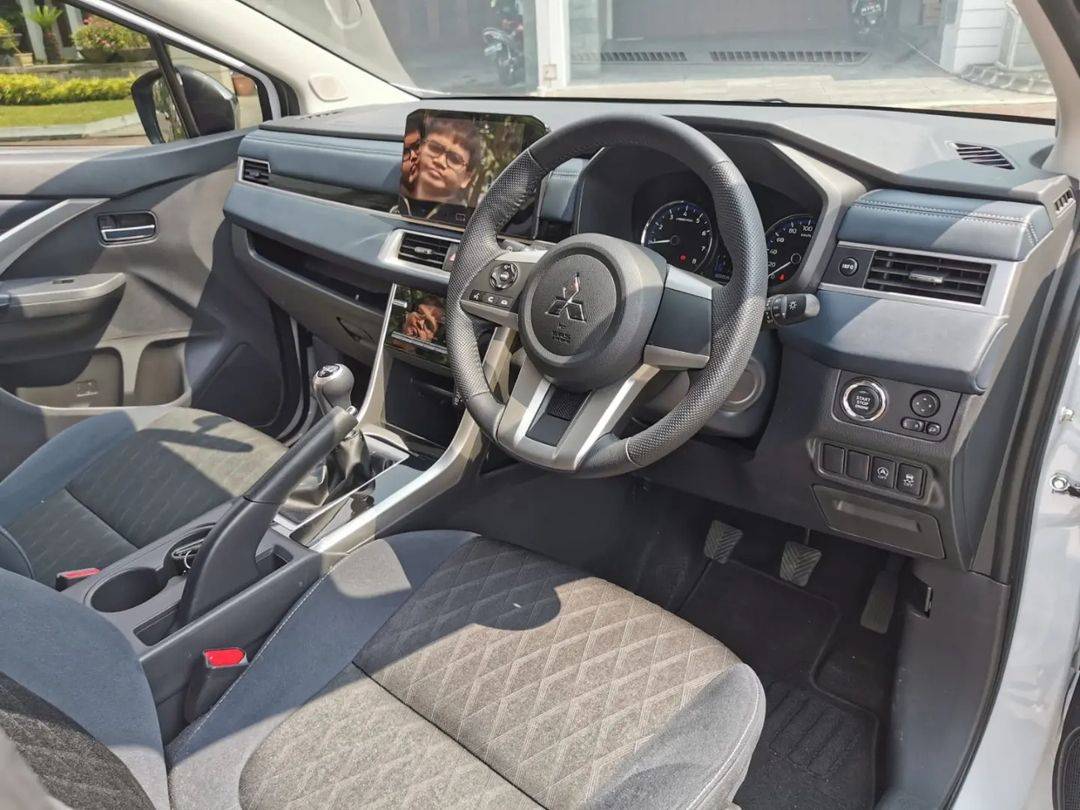 2022 Mitsubishi Xpander 2022 Mitsubishi Xpander