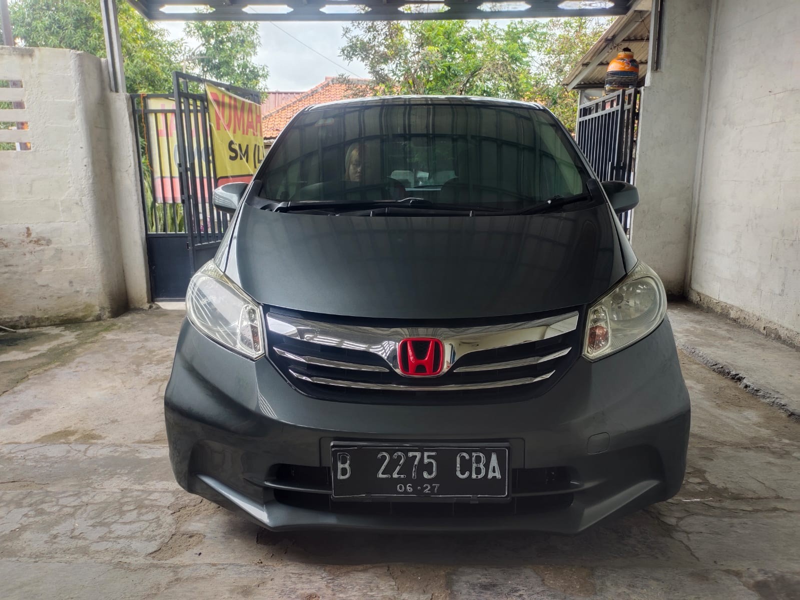 Second Hand 2012 Honda Freed Second Hand 2012 Honda Freed