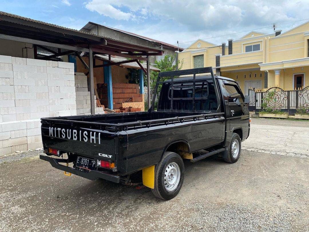 2019 Mitsubishi L300 2019 Mitsubishi L300