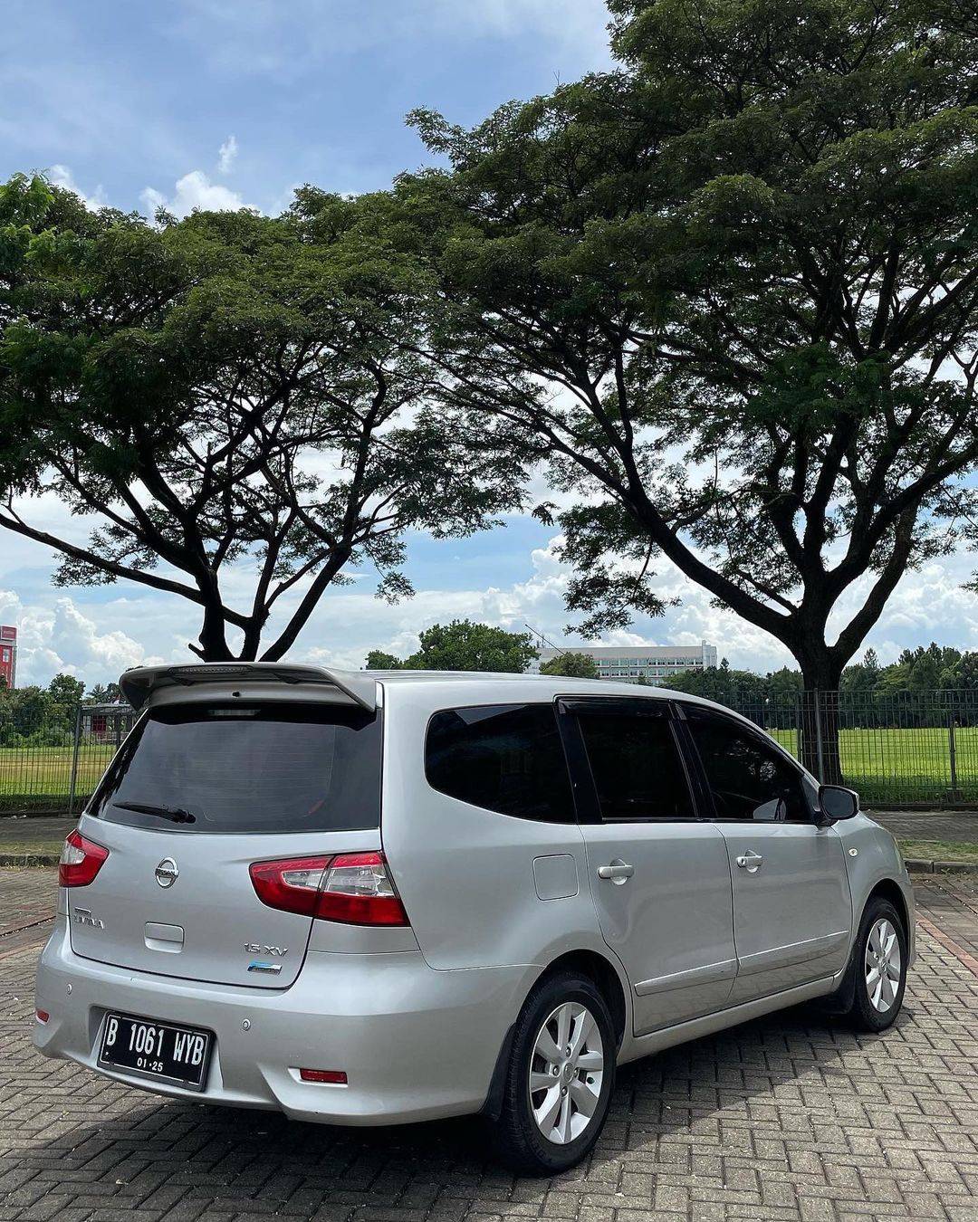 2014 Nissan Grand Livina 2014 Nissan Grand Livina