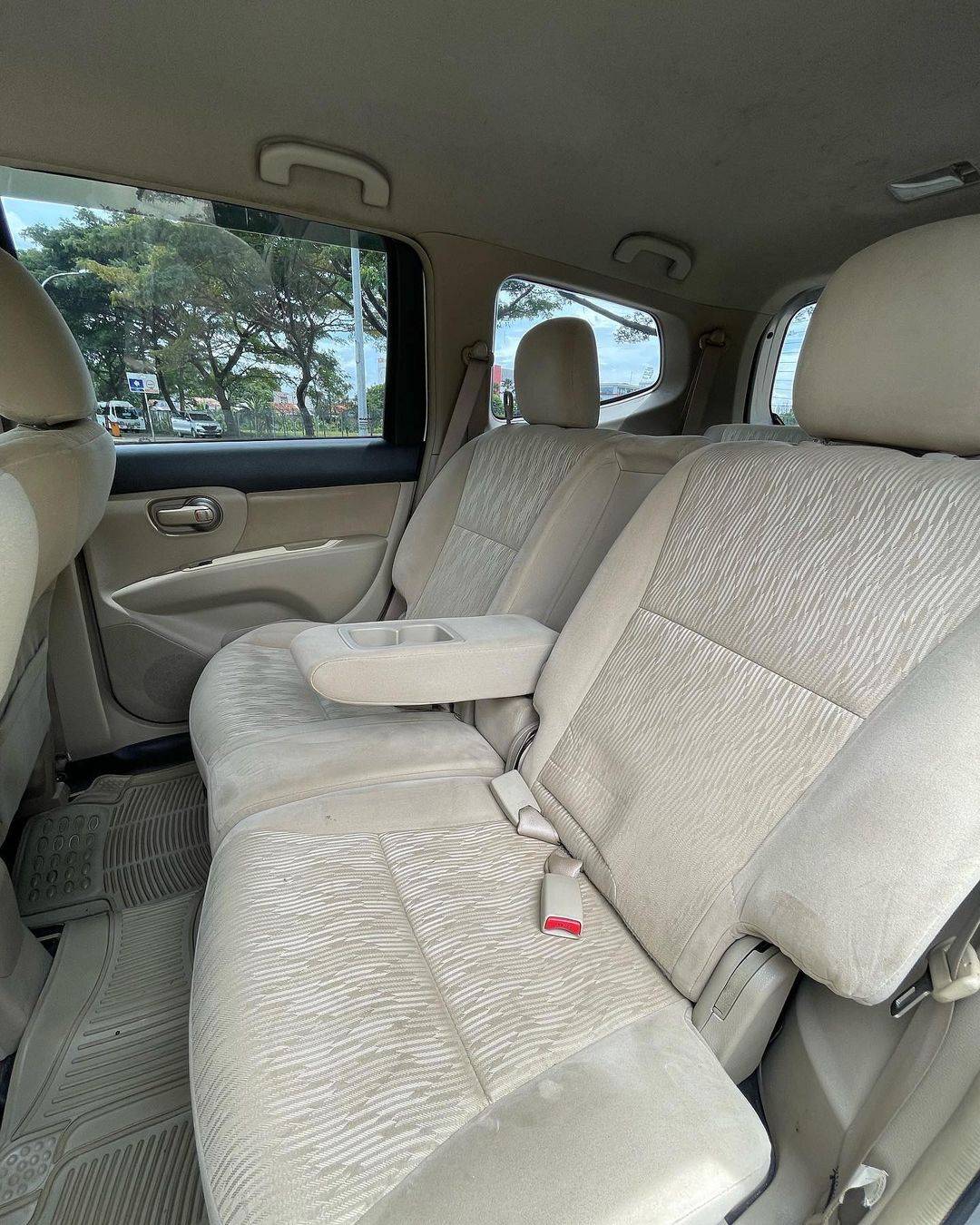 2014 Nissan Grand Livina 2014 Nissan Grand Livina