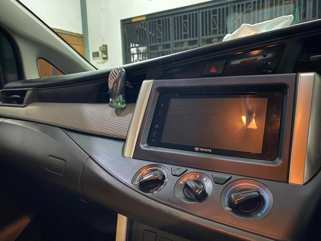 2017 Toyota Kijang Innova 2017 Toyota Kijang Innova