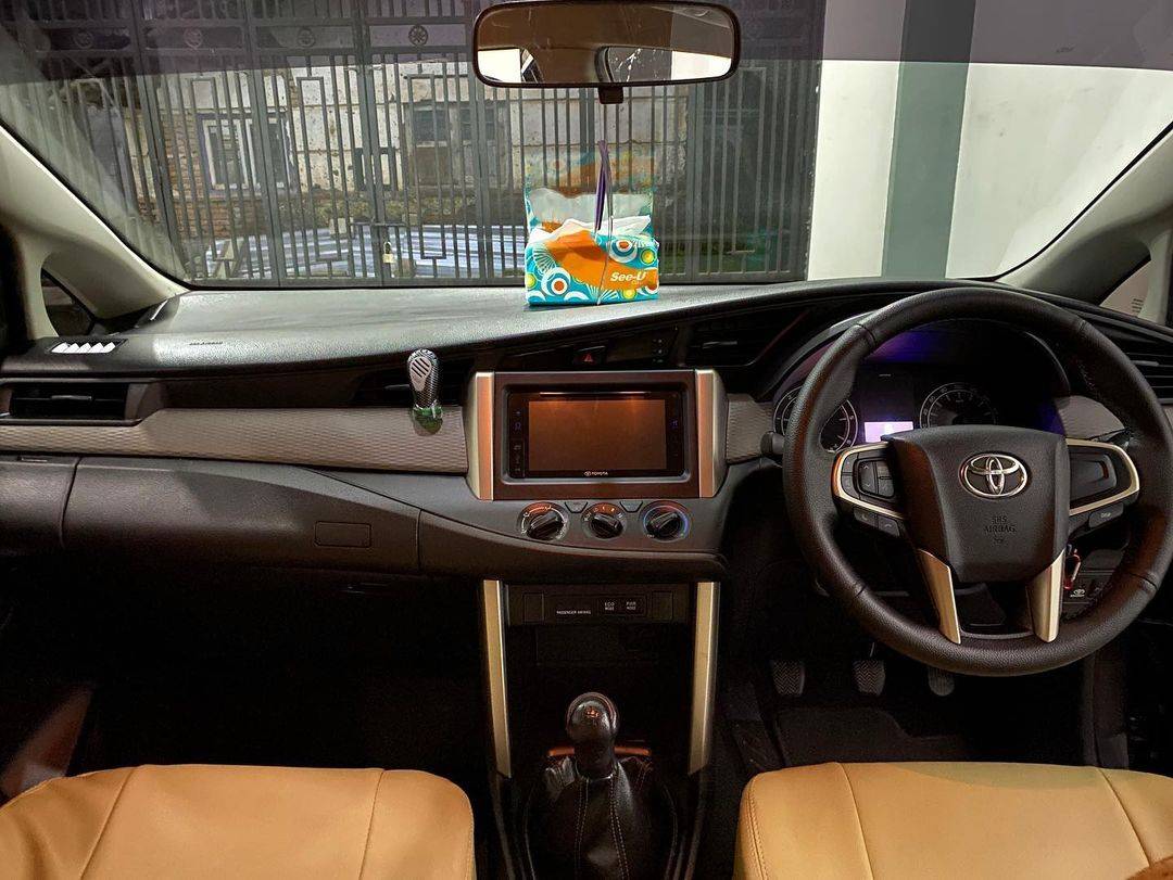 2017 Toyota Kijang Innova 2017 Toyota Kijang Innova