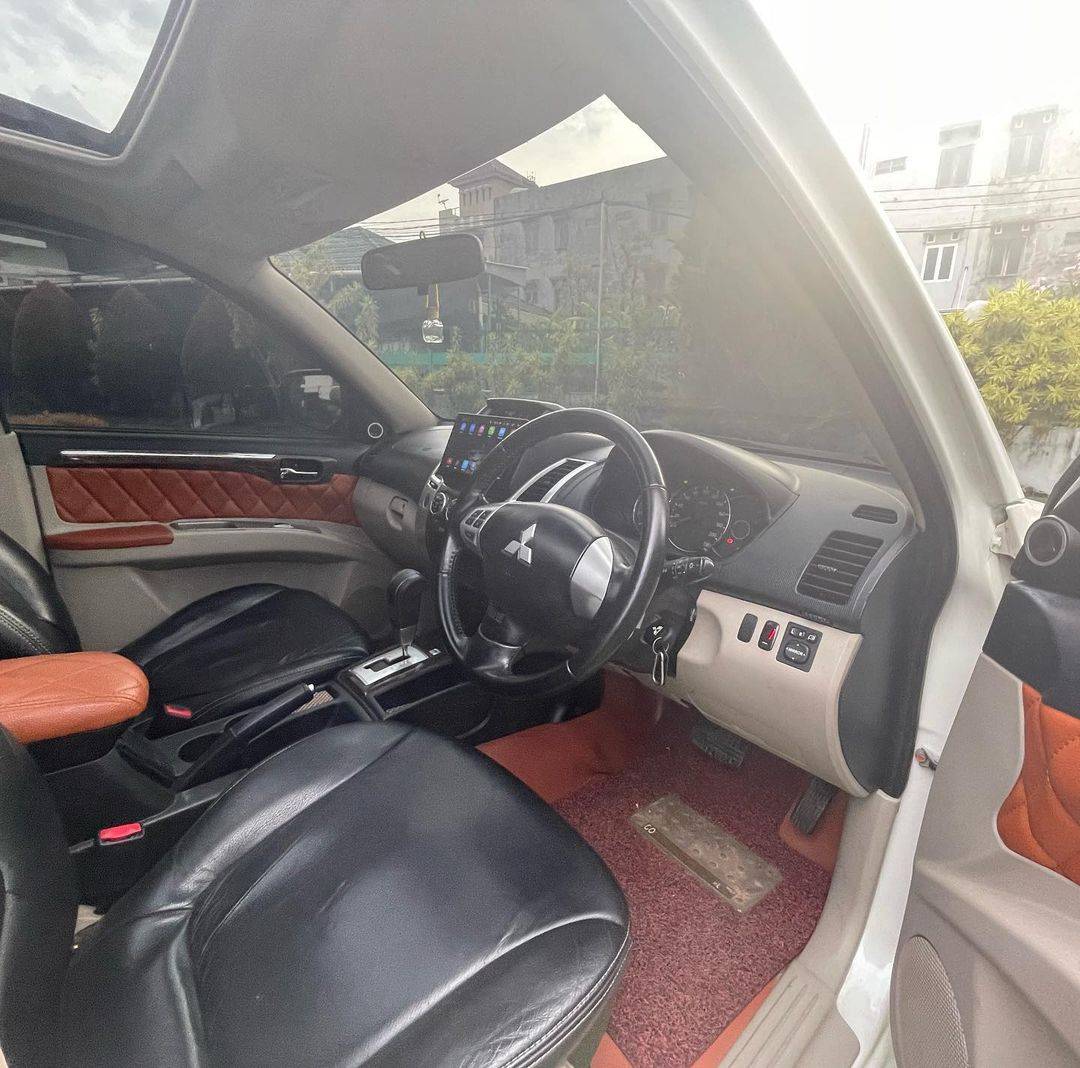 2015 Mitsubishi Pajero Sport 2015 Mitsubishi Pajero Sport