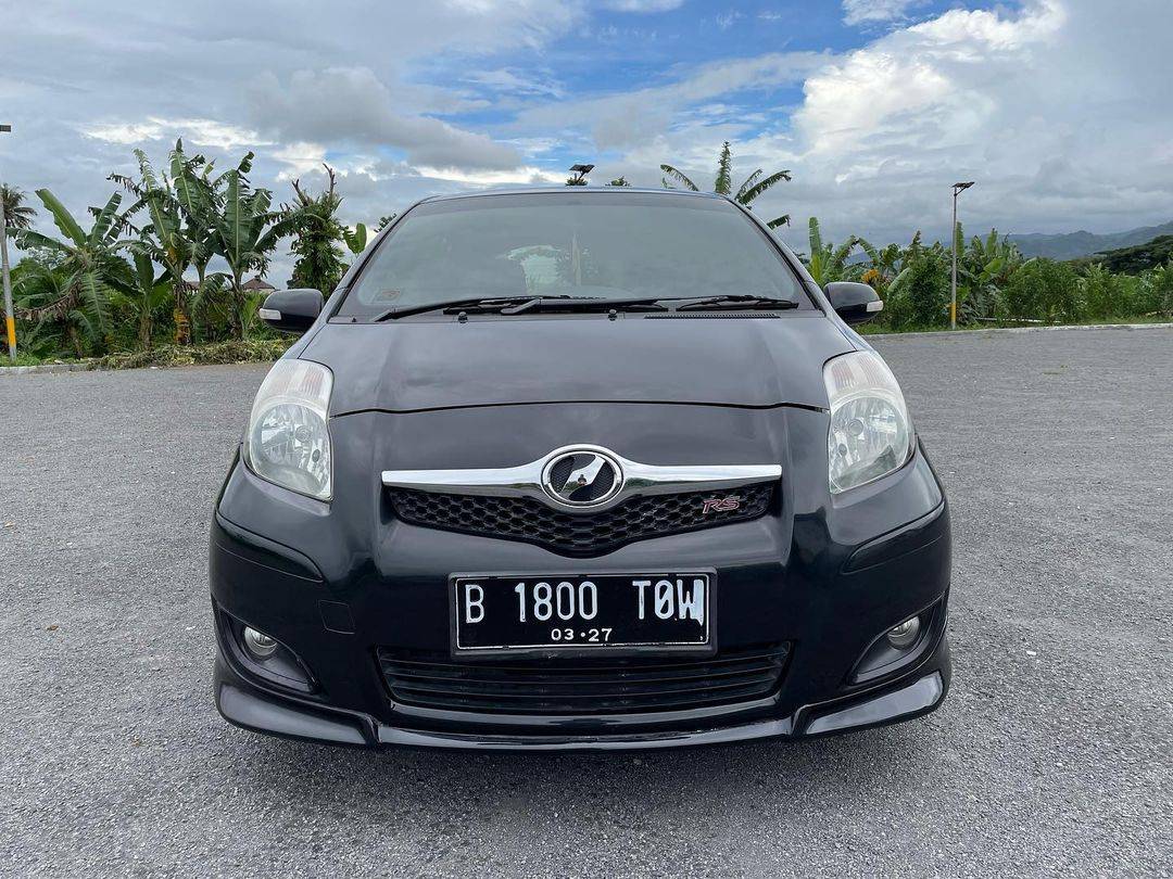 Second Hand 2011 Toyota Yaris Second Hand 2011 Toyota Yaris