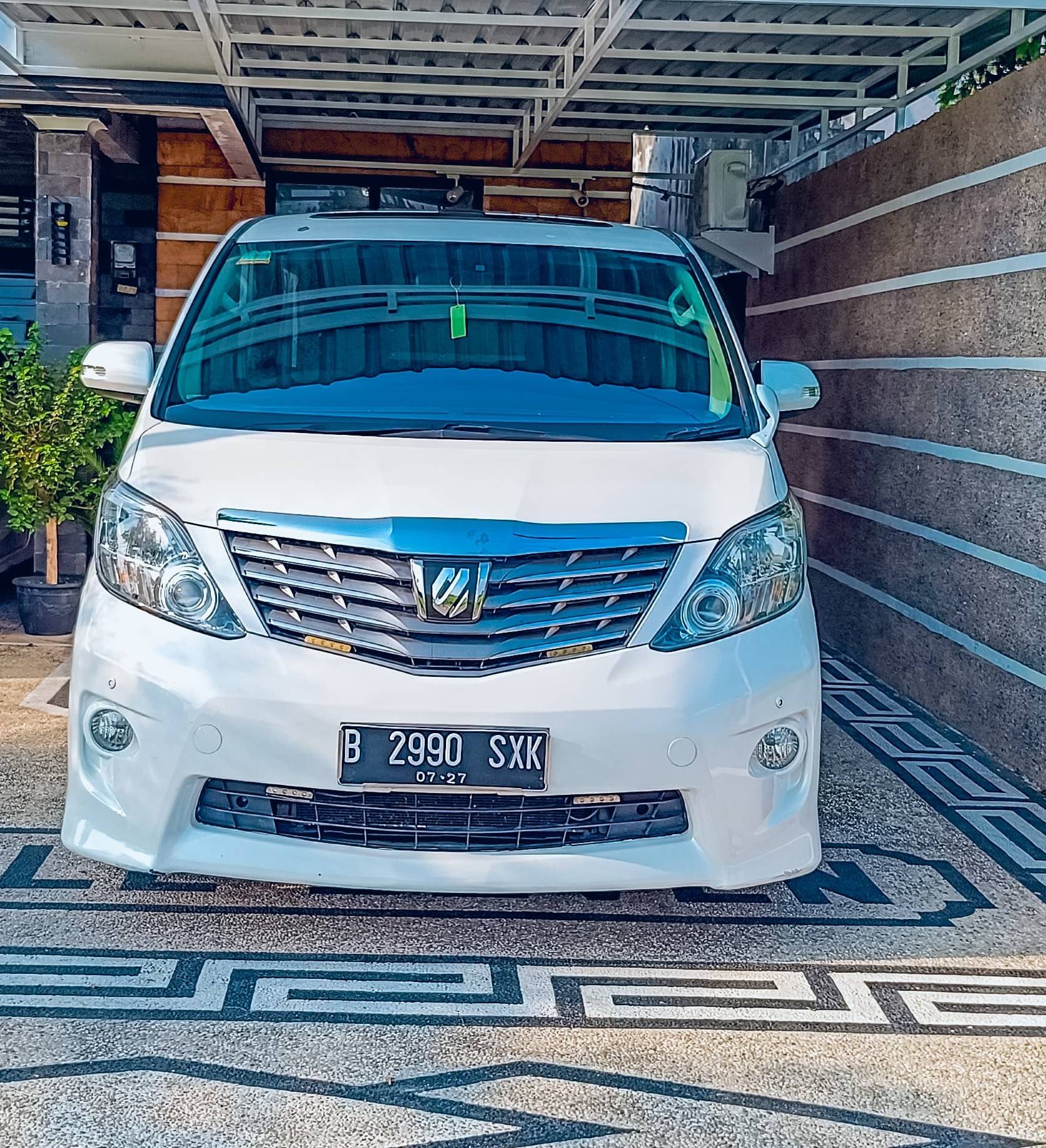 2012 Toyota Alphard Bekas 2012 Toyota Alphard Bekas