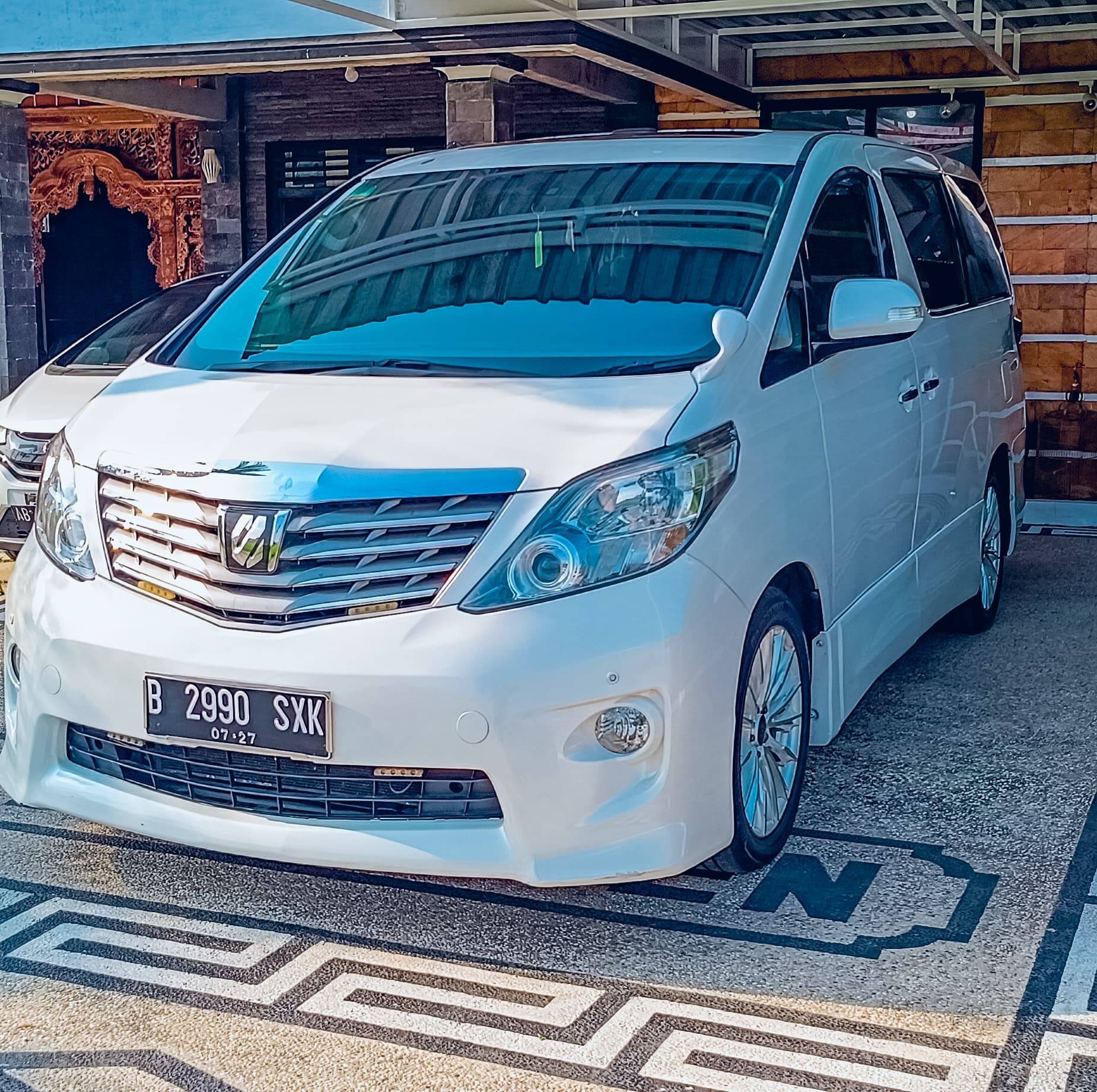 2012 Toyota Alphard 2012 Toyota Alphard