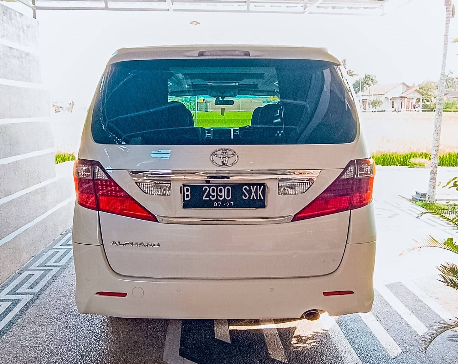2012 Toyota Alphard 2012 Toyota Alphard