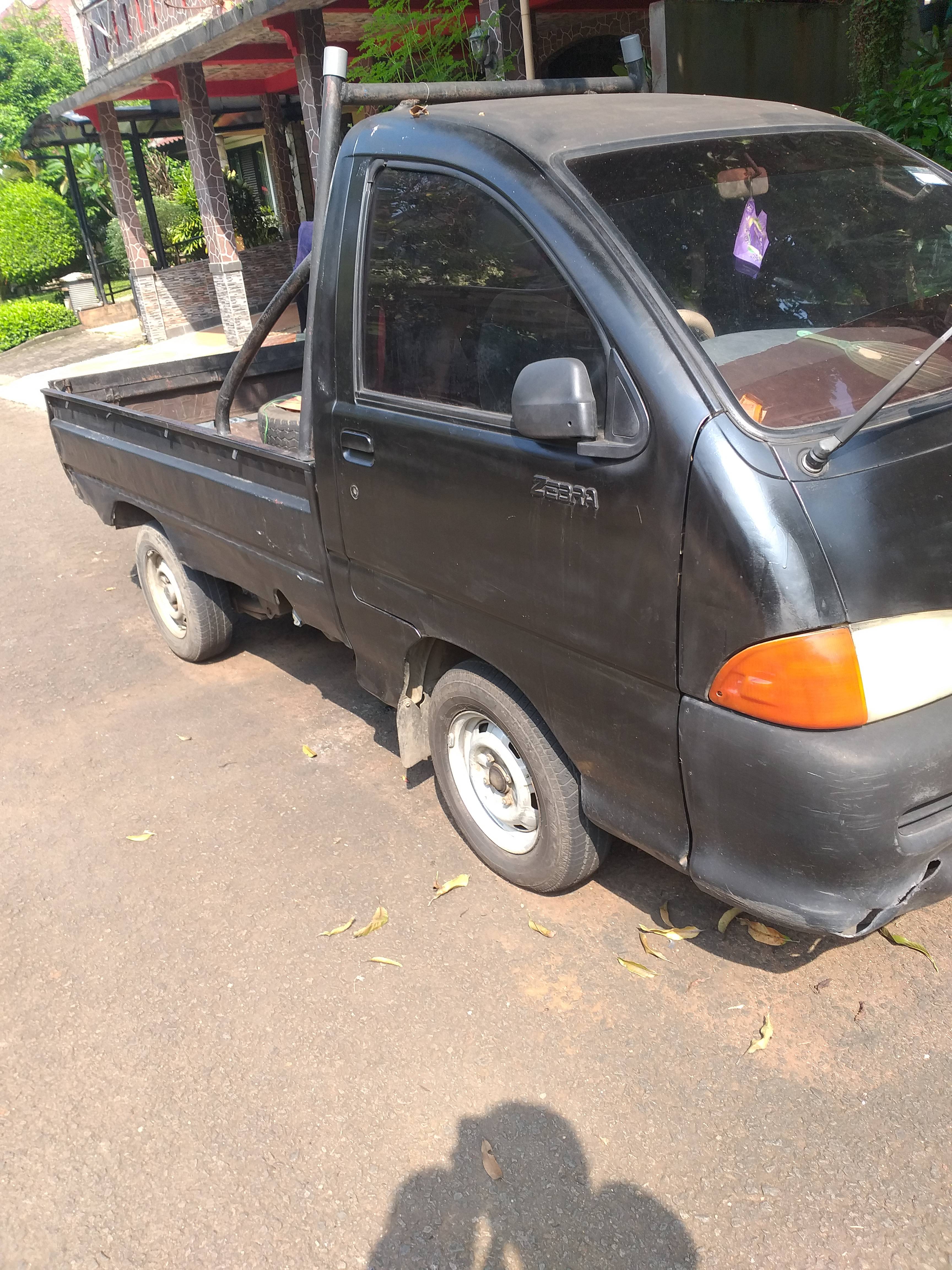 2003 Daihatsu Zebra 2003 Daihatsu Zebra