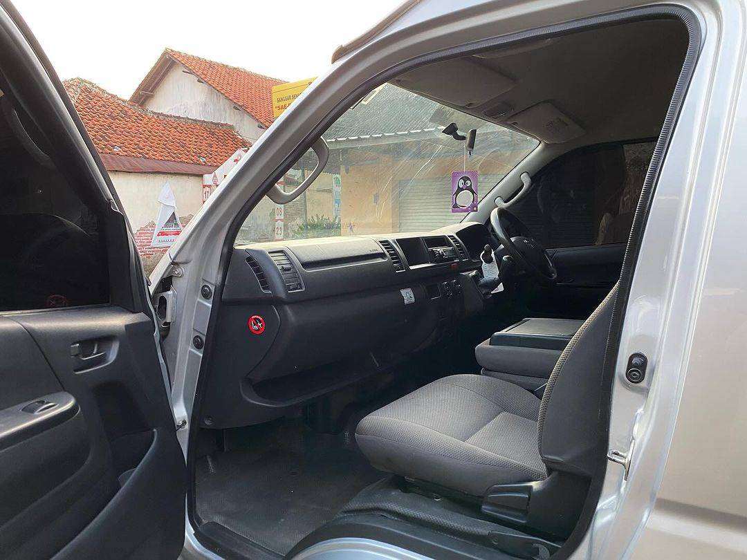 2015 Toyota Hiace 2015 Toyota Hiace