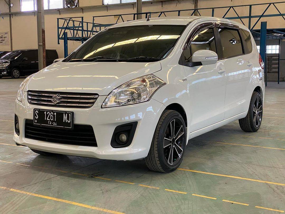 2014 Suzuki Ertiga 2014 Suzuki Ertiga