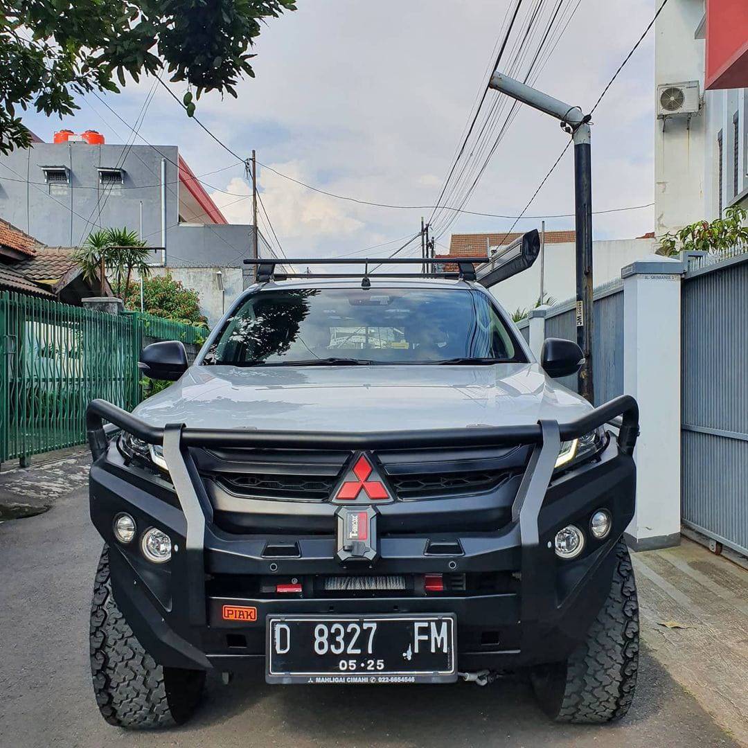 2008 Mitsubishi Strada Triton Bekas 2008 Mitsubishi Strada Triton Bekas