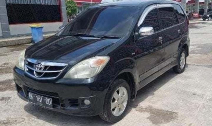 2011 Toyota Avanza Bekas 2011 Toyota Avanza Bekas