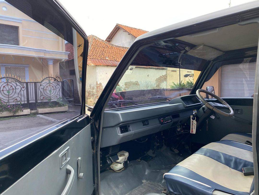 2019 Mitsubishi L300 2019 Mitsubishi L300