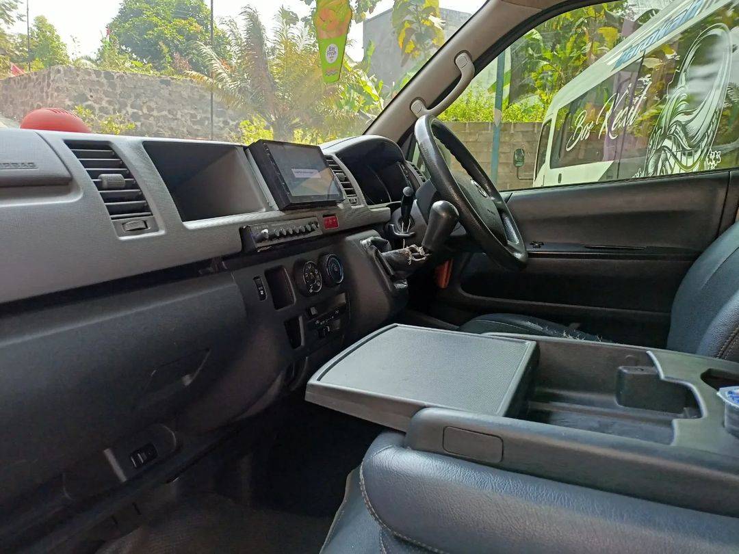 2013 Toyota Hiace 2013 Toyota Hiace