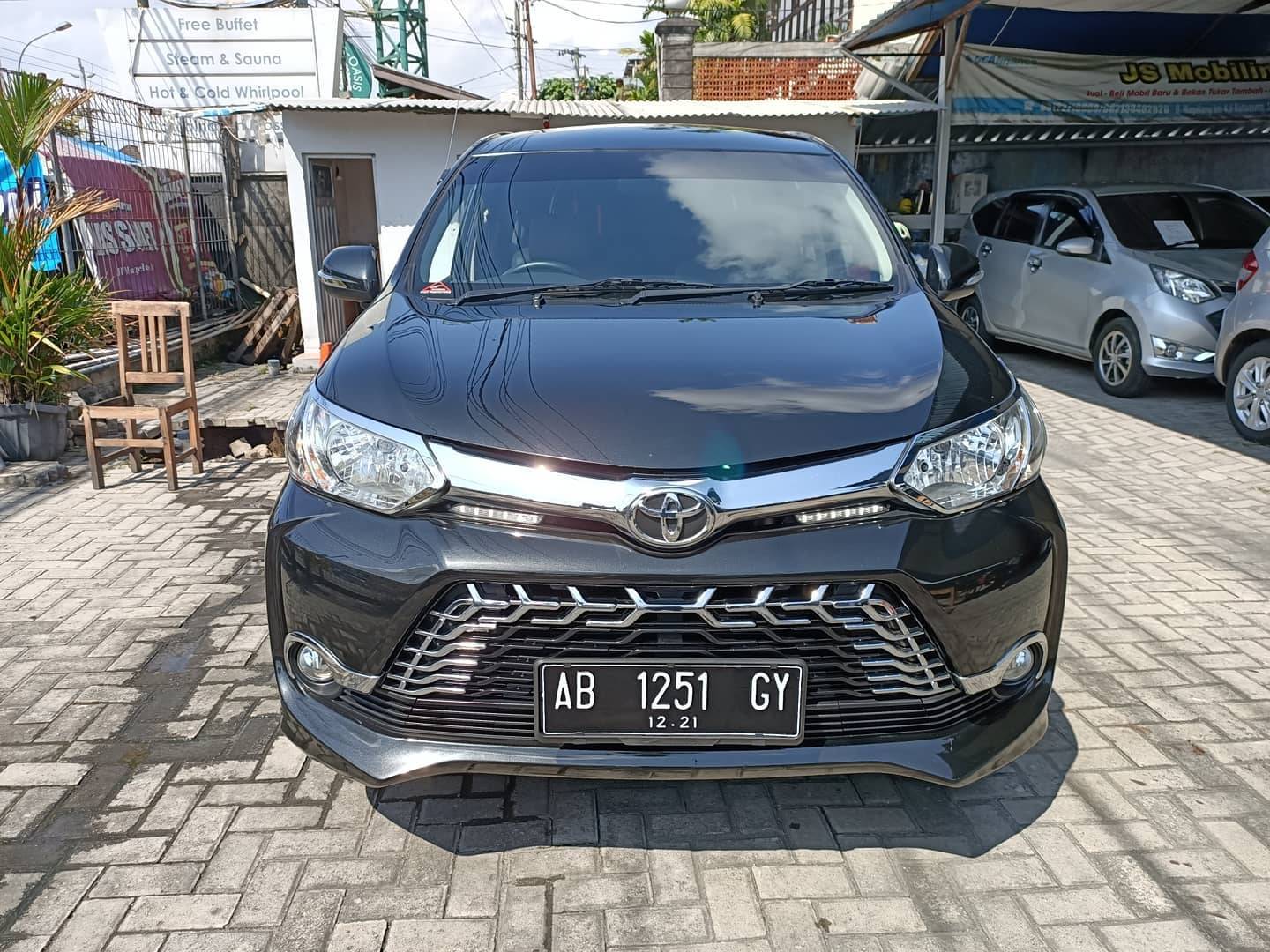 Second Hand 2016 Toyota Avanza Veloz Second Hand 2016 Toyota Avanza Veloz