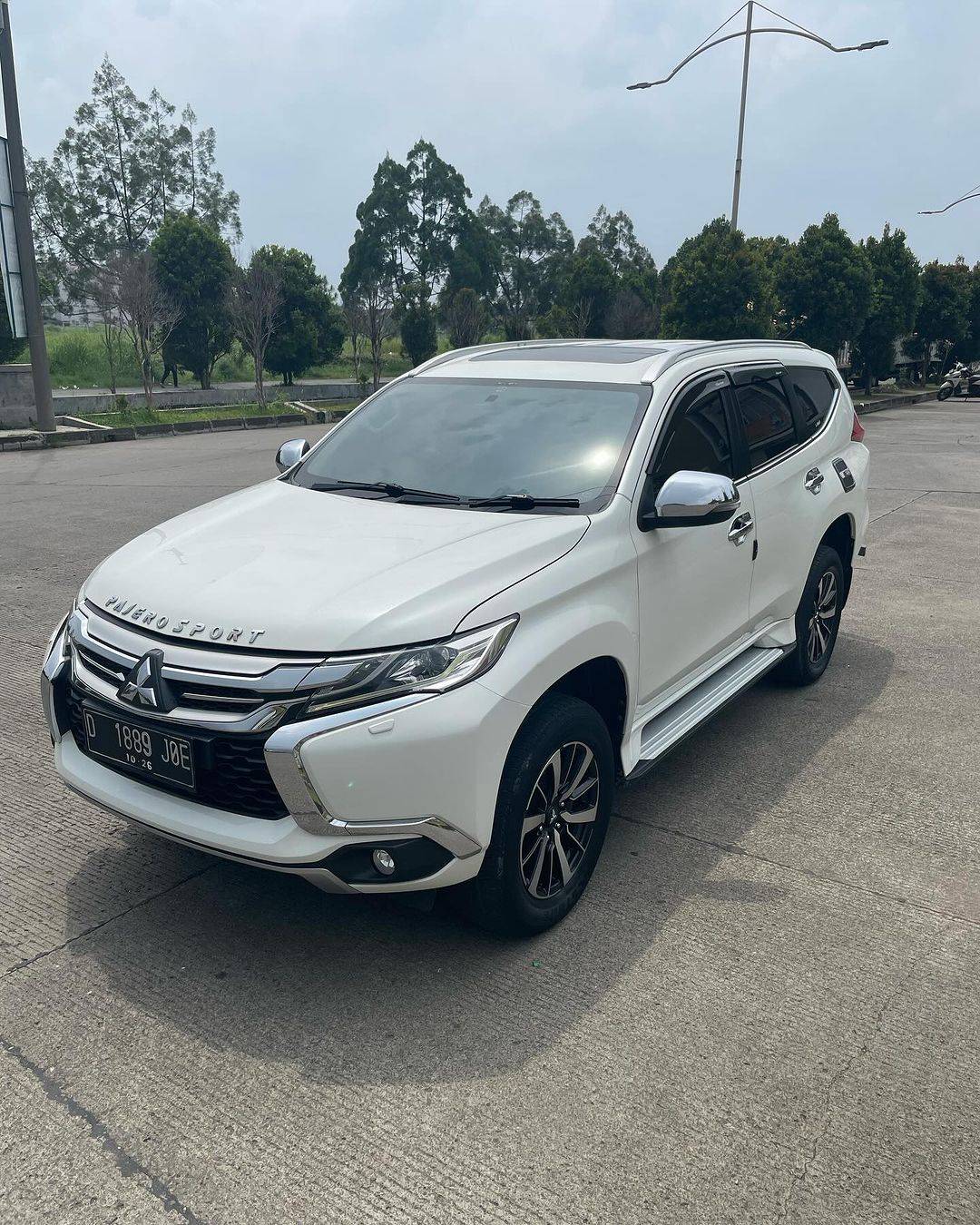 Second Hand 2016 Mitsubishi Pajero Sport Second Hand 2016 Mitsubishi Pajero Sport