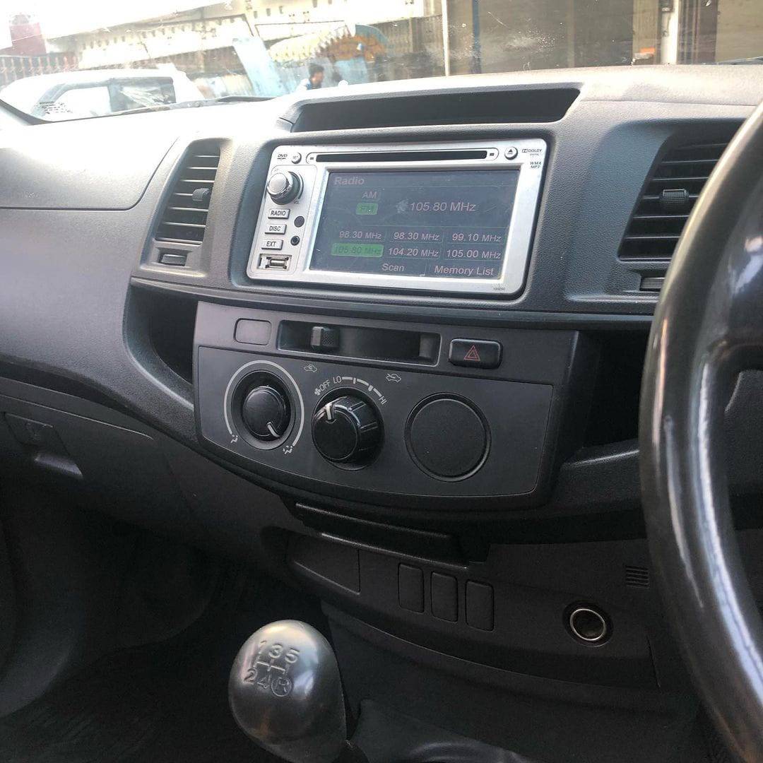 2013 Toyota Hilux 2013 Toyota Hilux