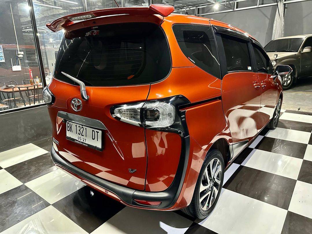 2018 Toyota Sienta 2018 Toyota Sienta