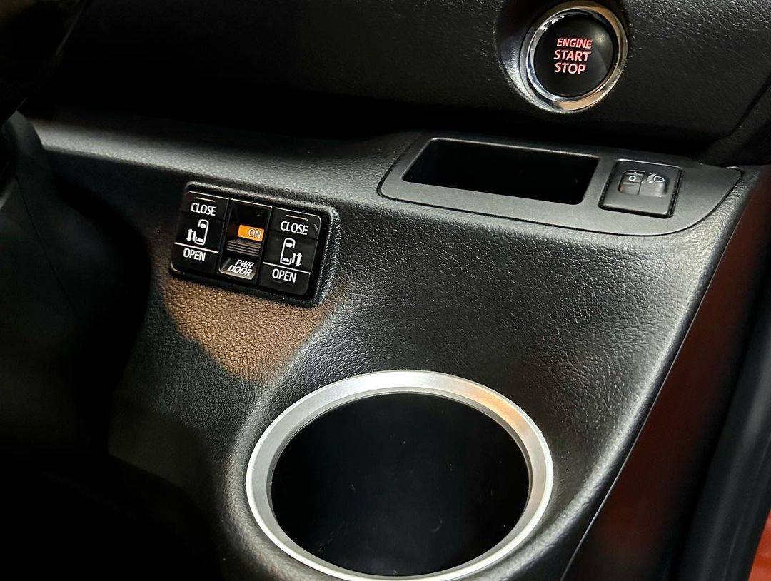 2018 Toyota Sienta 2018 Toyota Sienta