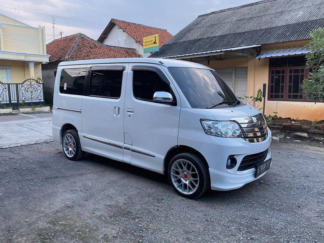 2020 Daihatsu Luxio 2020 Daihatsu Luxio