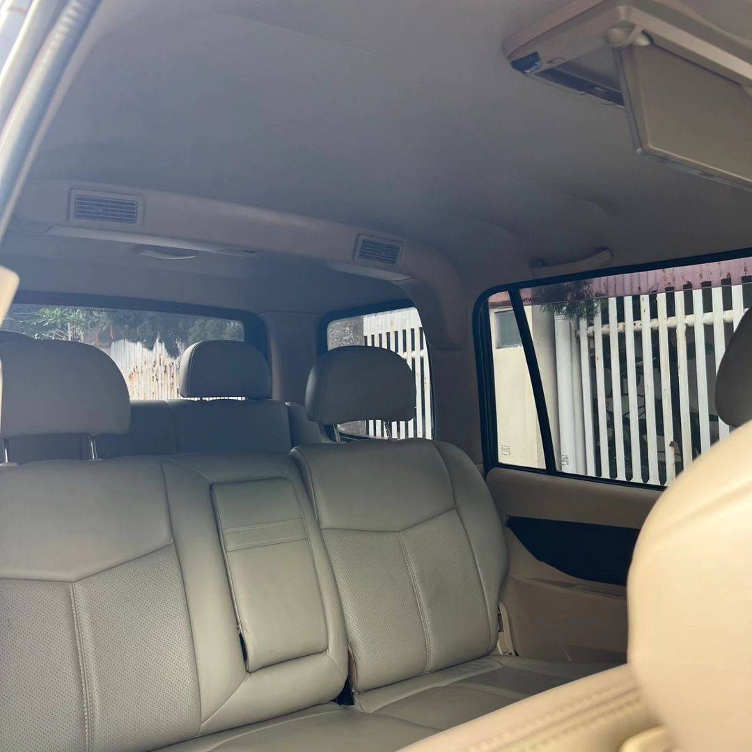 2014 Isuzu Panther 2014 Isuzu Panther