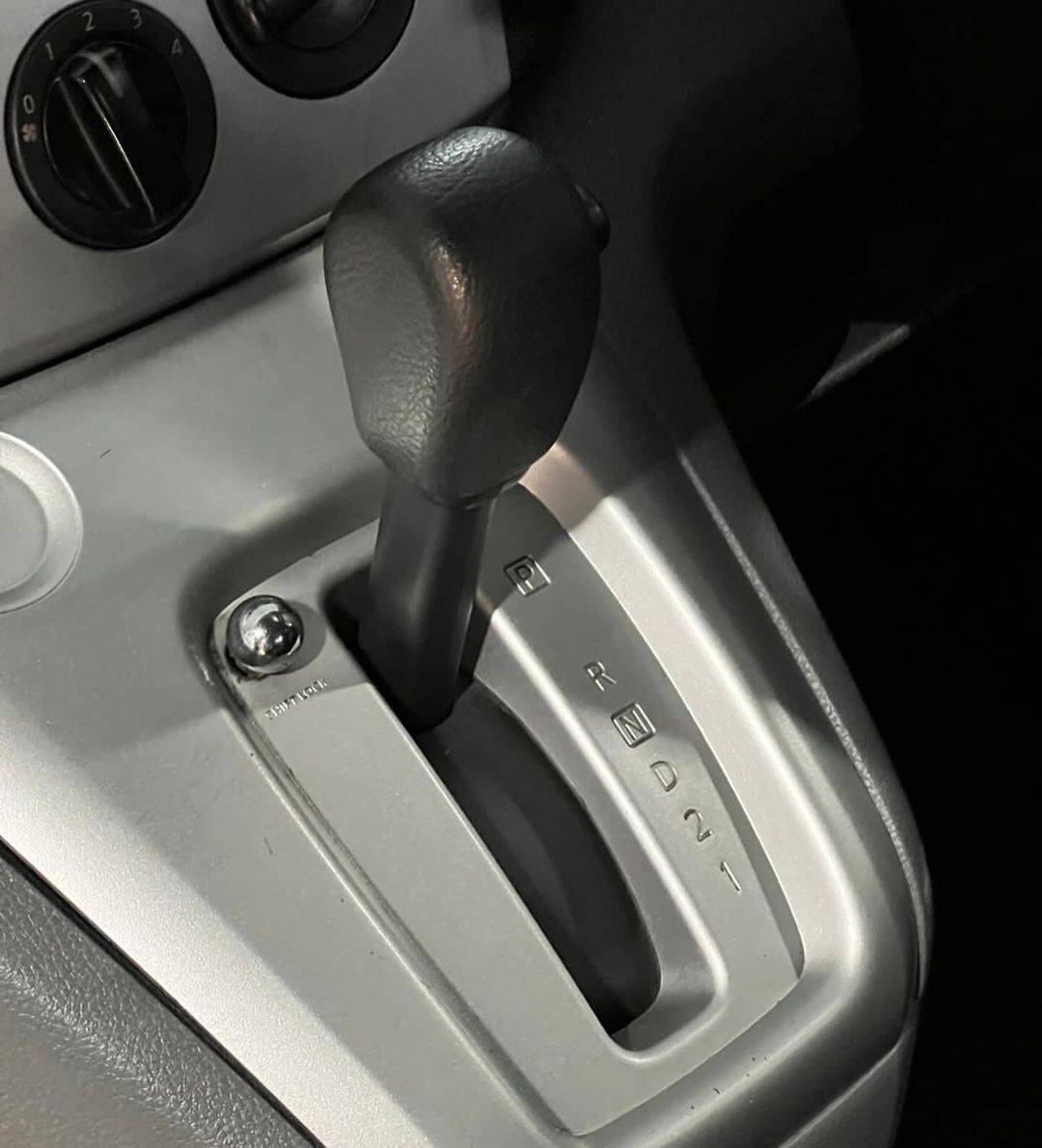 2012 Nissan Evalia XV A/T 2012 Nissan Evalia XV A/T