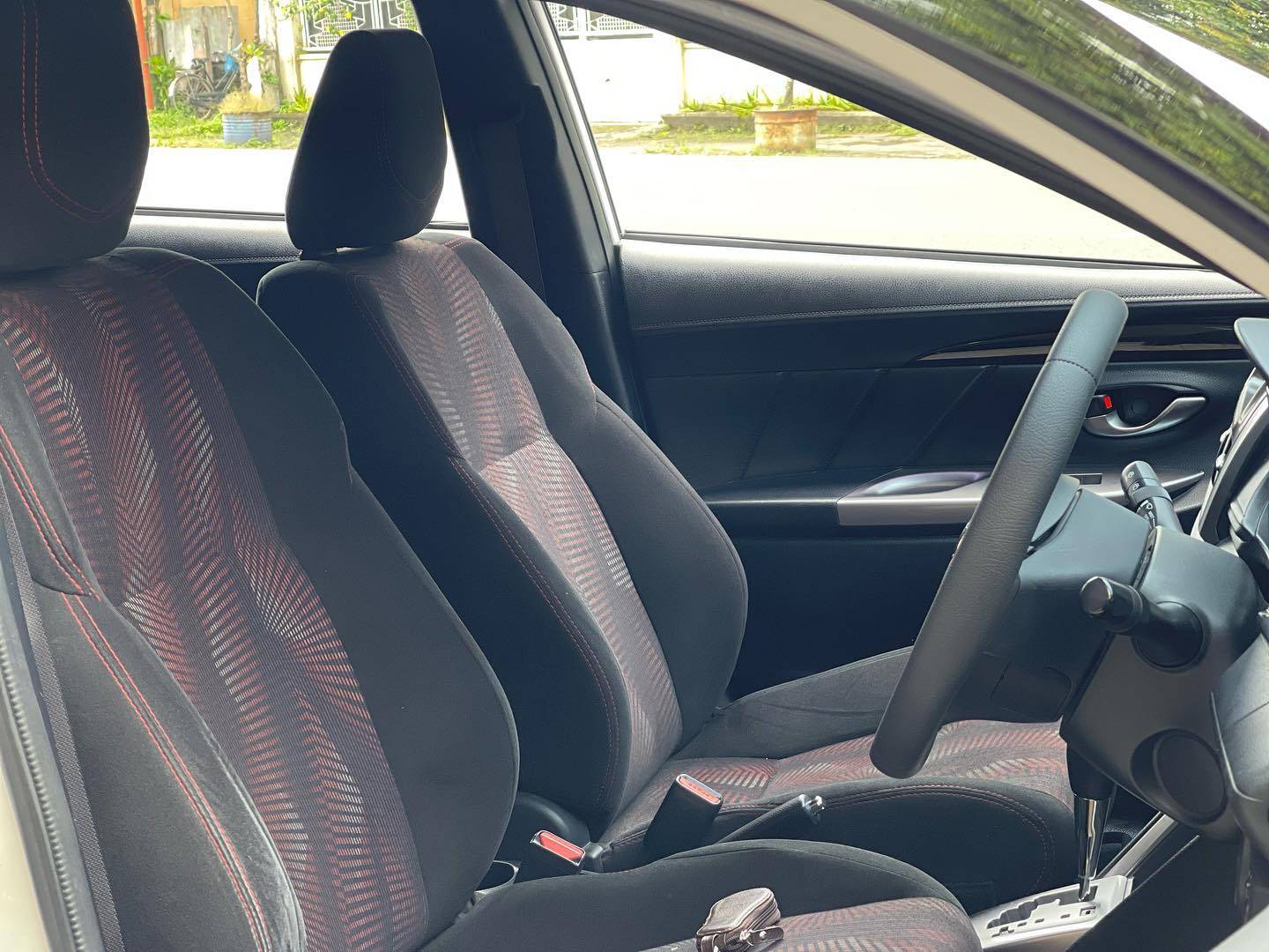 2016 Toyota Yaris 2016 Toyota Yaris