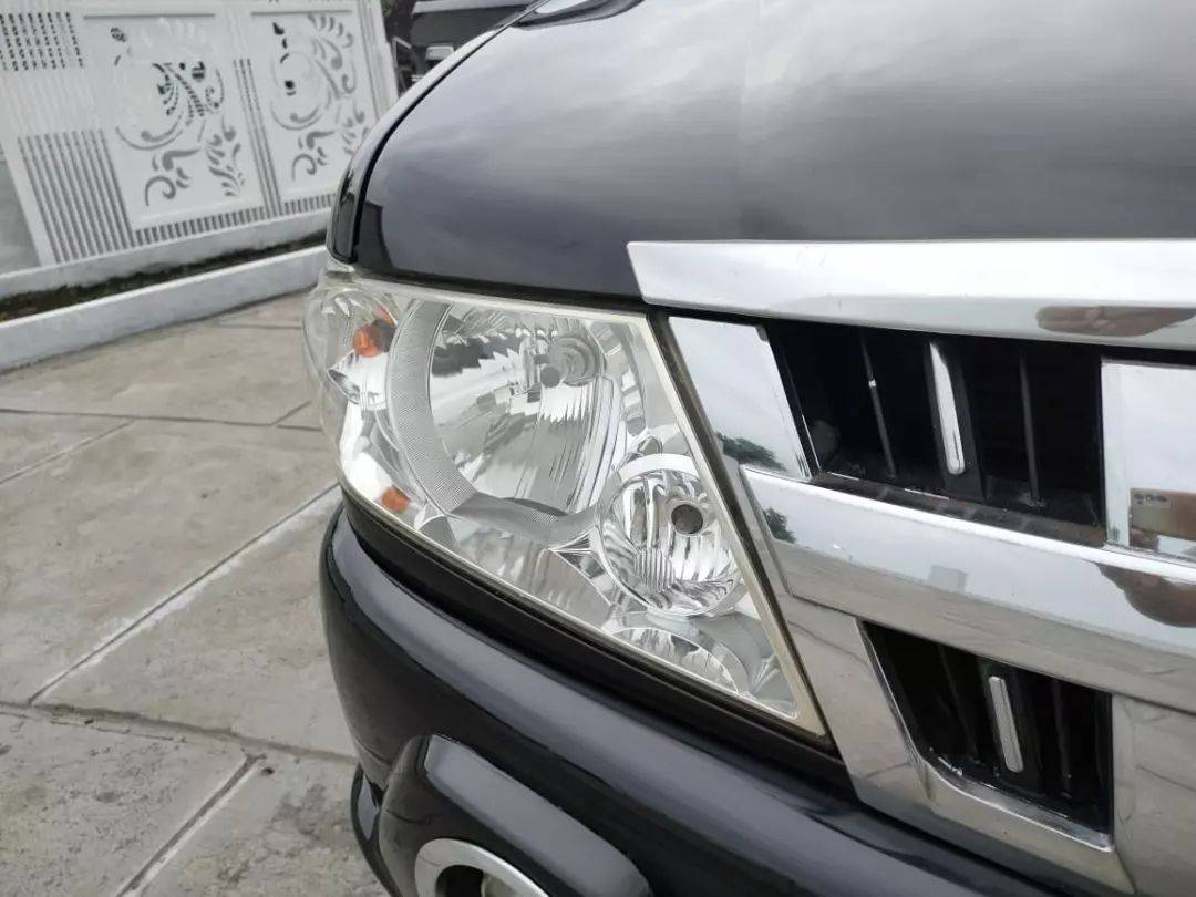 2013 Isuzu Panther 2013 Isuzu Panther