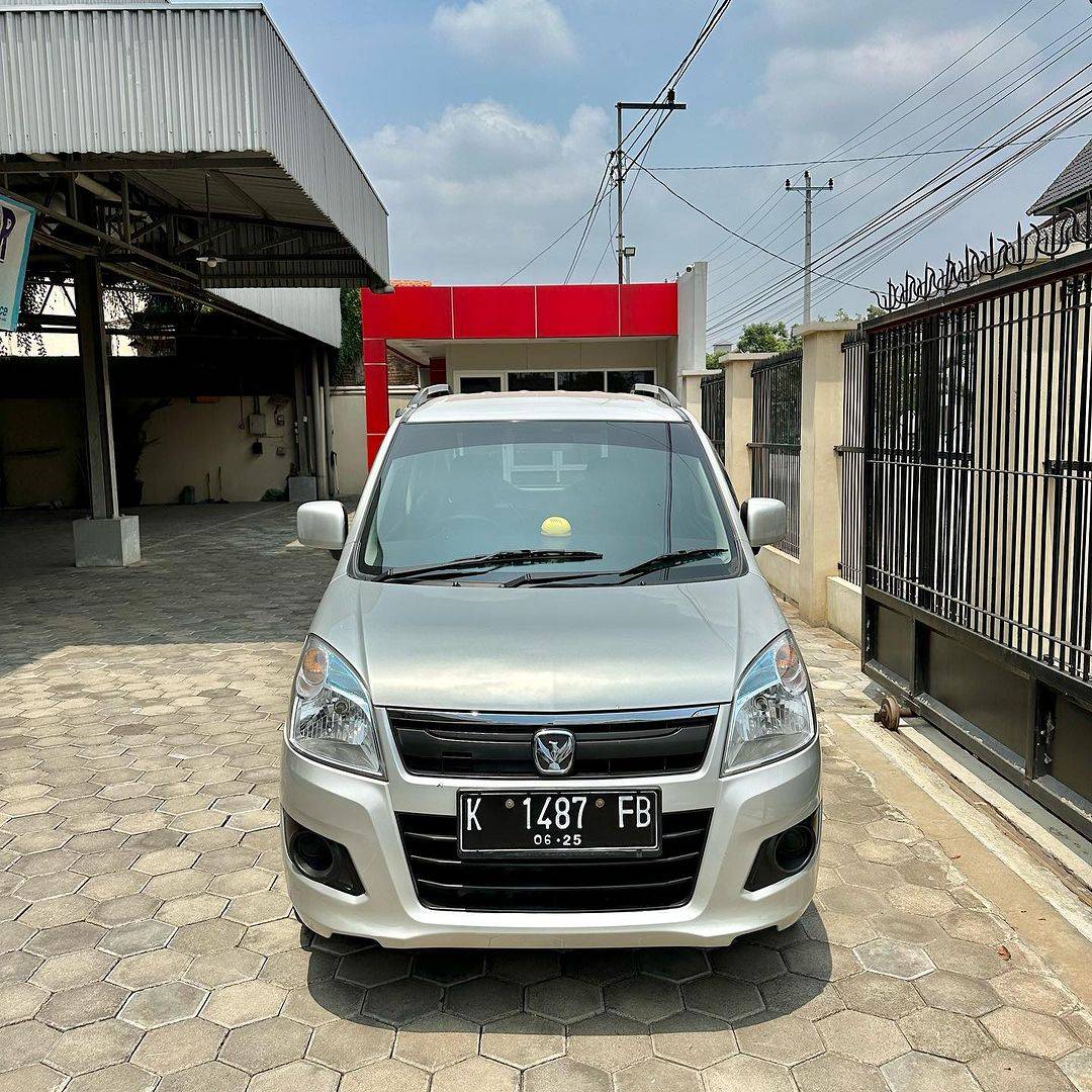 2015 Suzuki Karimun Wagon R Bekas 2015 Suzuki Karimun Wagon R Bekas