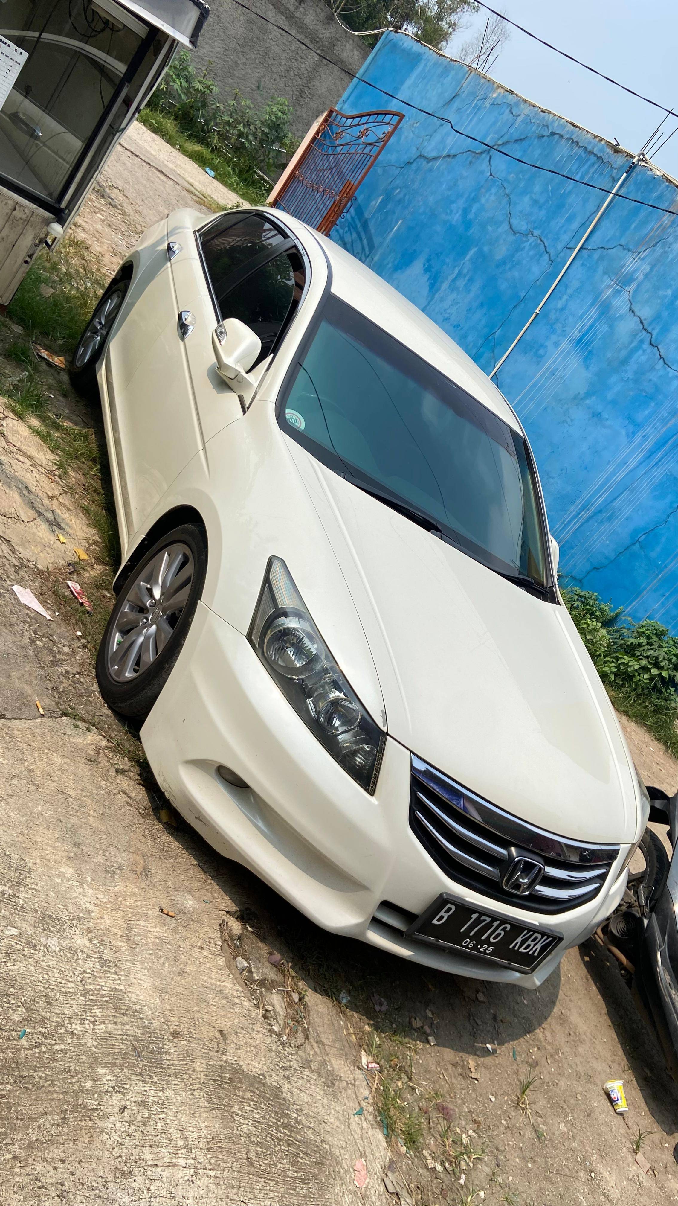 2011 Honda Accord Bekas 2011 Honda Accord Bekas