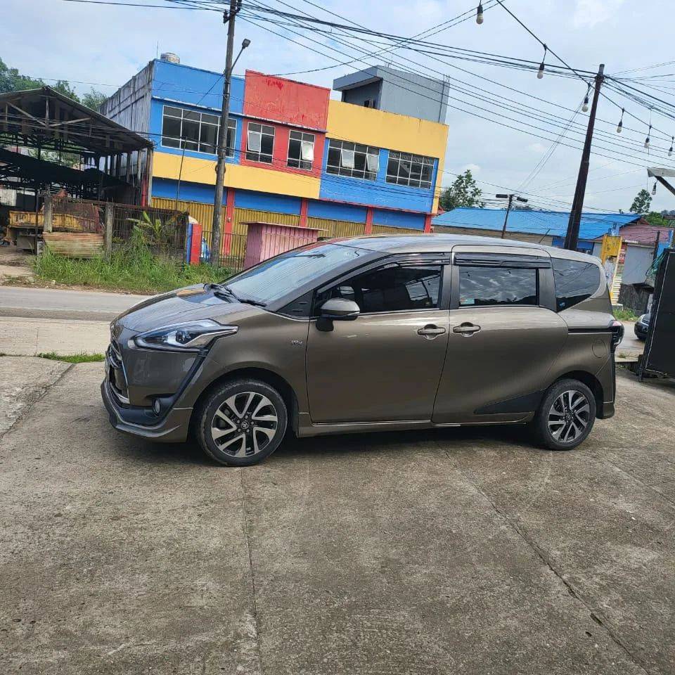 2017 Toyota Sienta 2017 Toyota Sienta