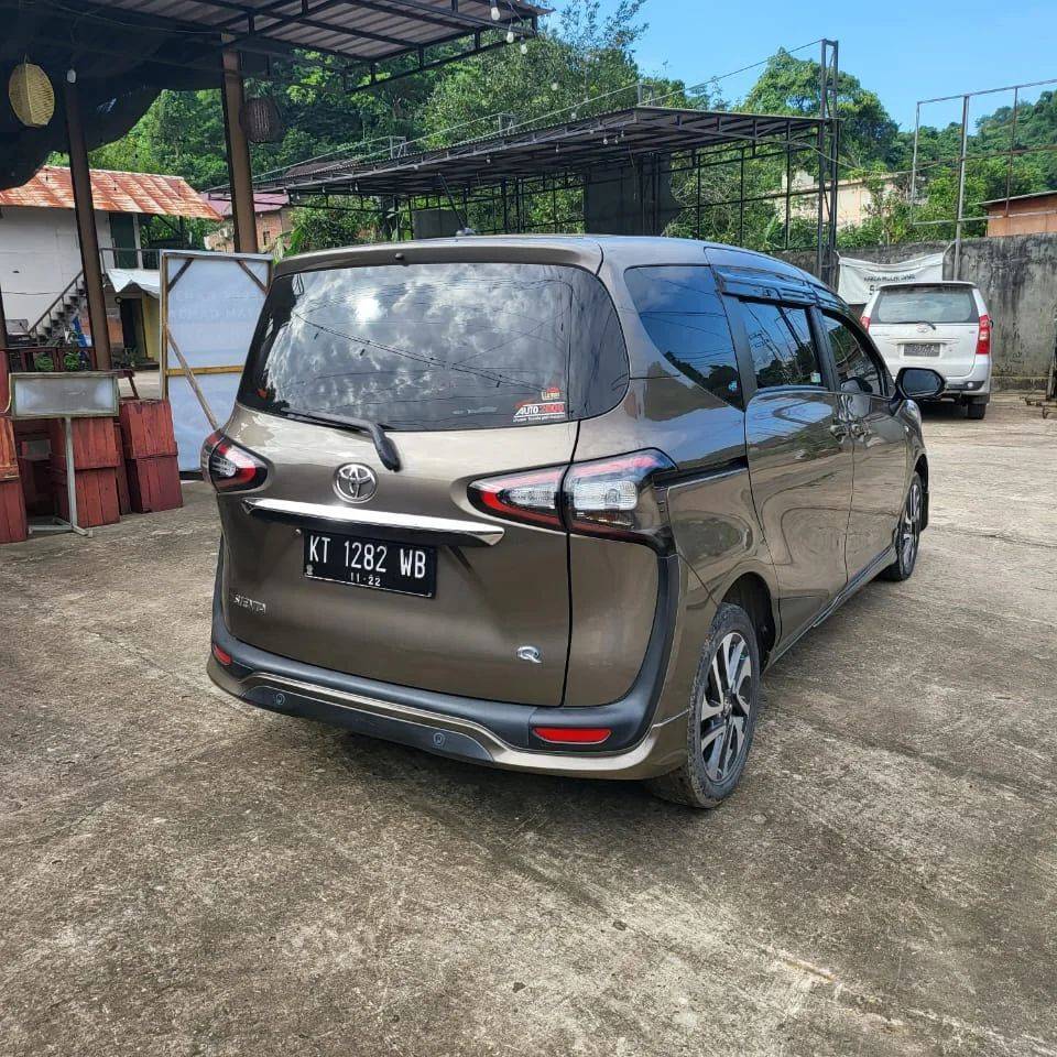 2017 Toyota Sienta 2017 Toyota Sienta