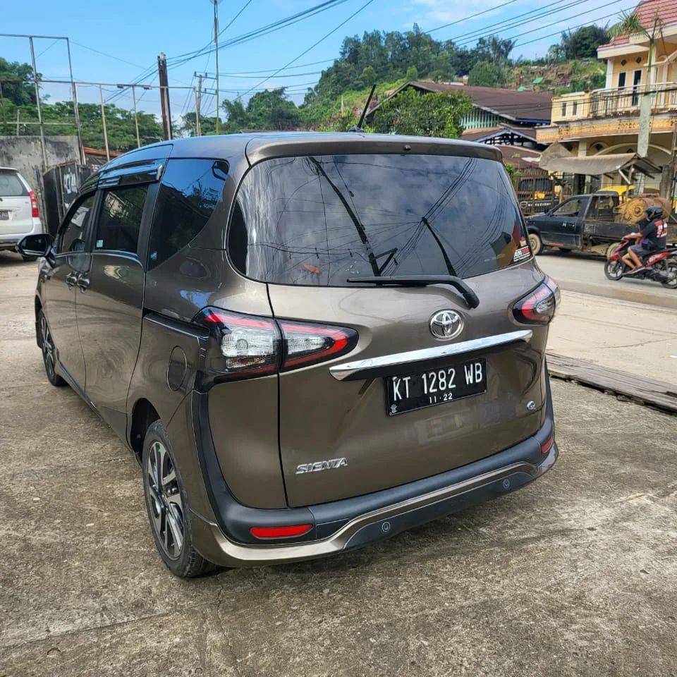 2017 Toyota Sienta 2017 Toyota Sienta