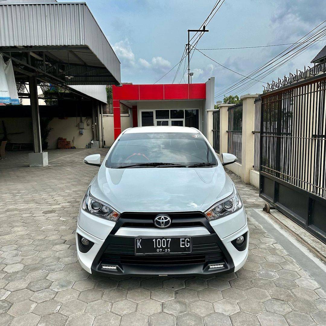 Second Hand 2015 Toyota Yaris Second Hand 2015 Toyota Yaris