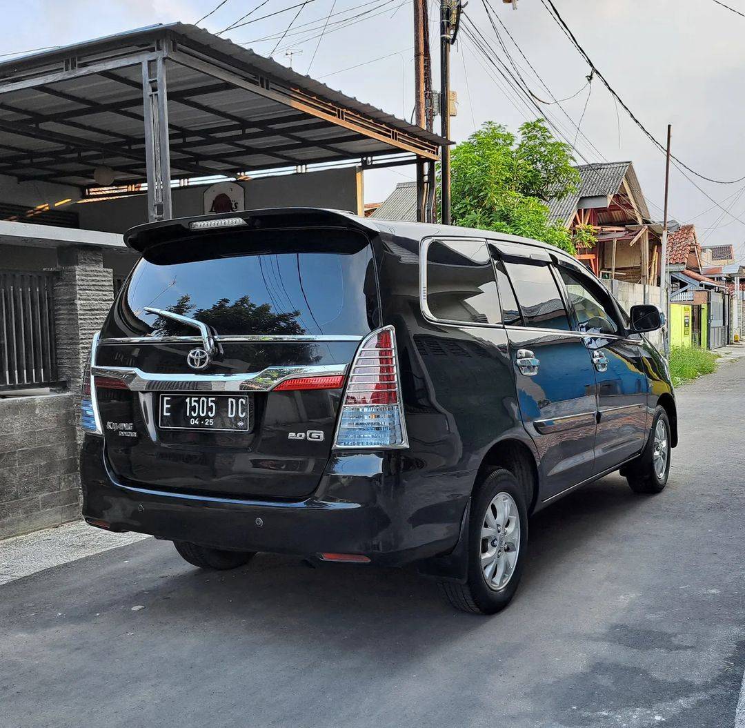 2011 Toyota Kijang Innova 2011 Toyota Kijang Innova