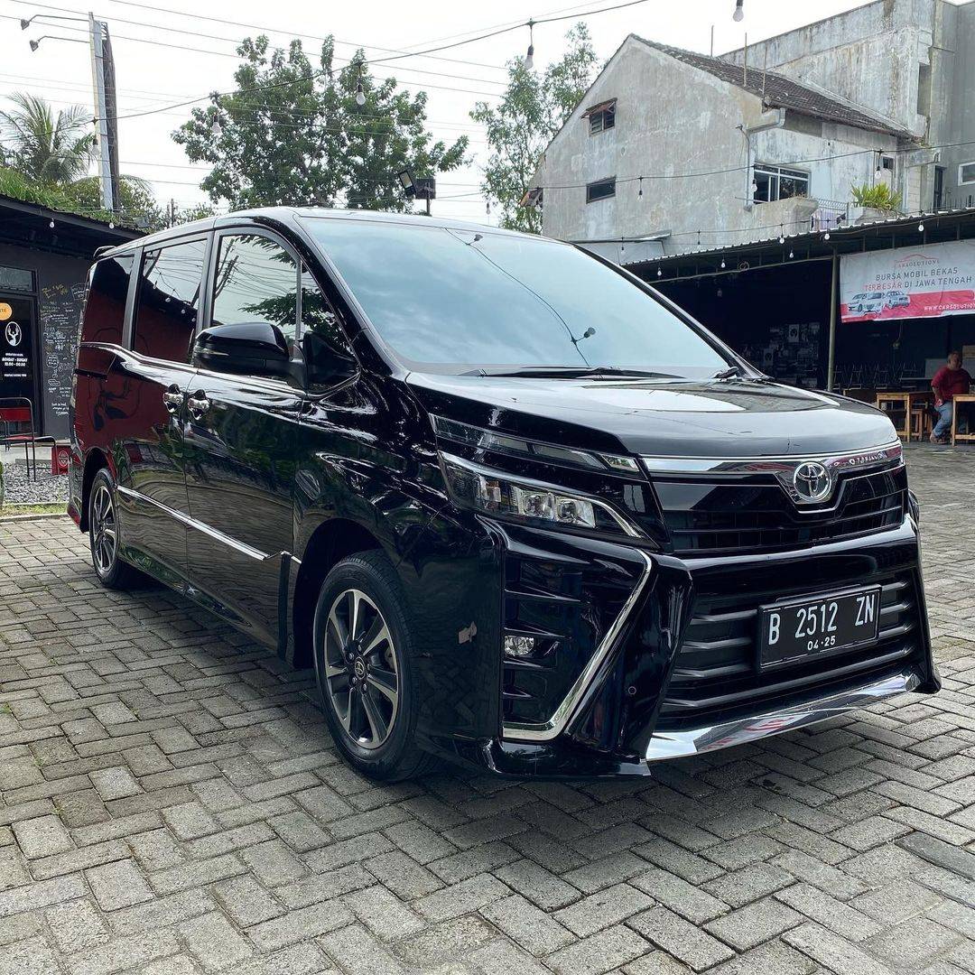 2020 Toyota Voxy 2020 Toyota Voxy