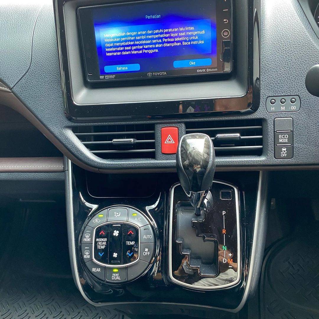 2020 Toyota Voxy 2020 Toyota Voxy