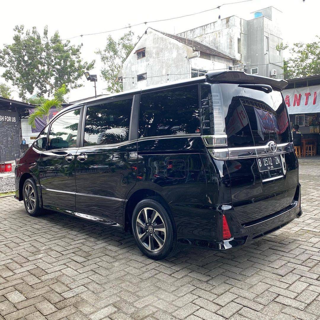 2020 Toyota Voxy 2020 Toyota Voxy