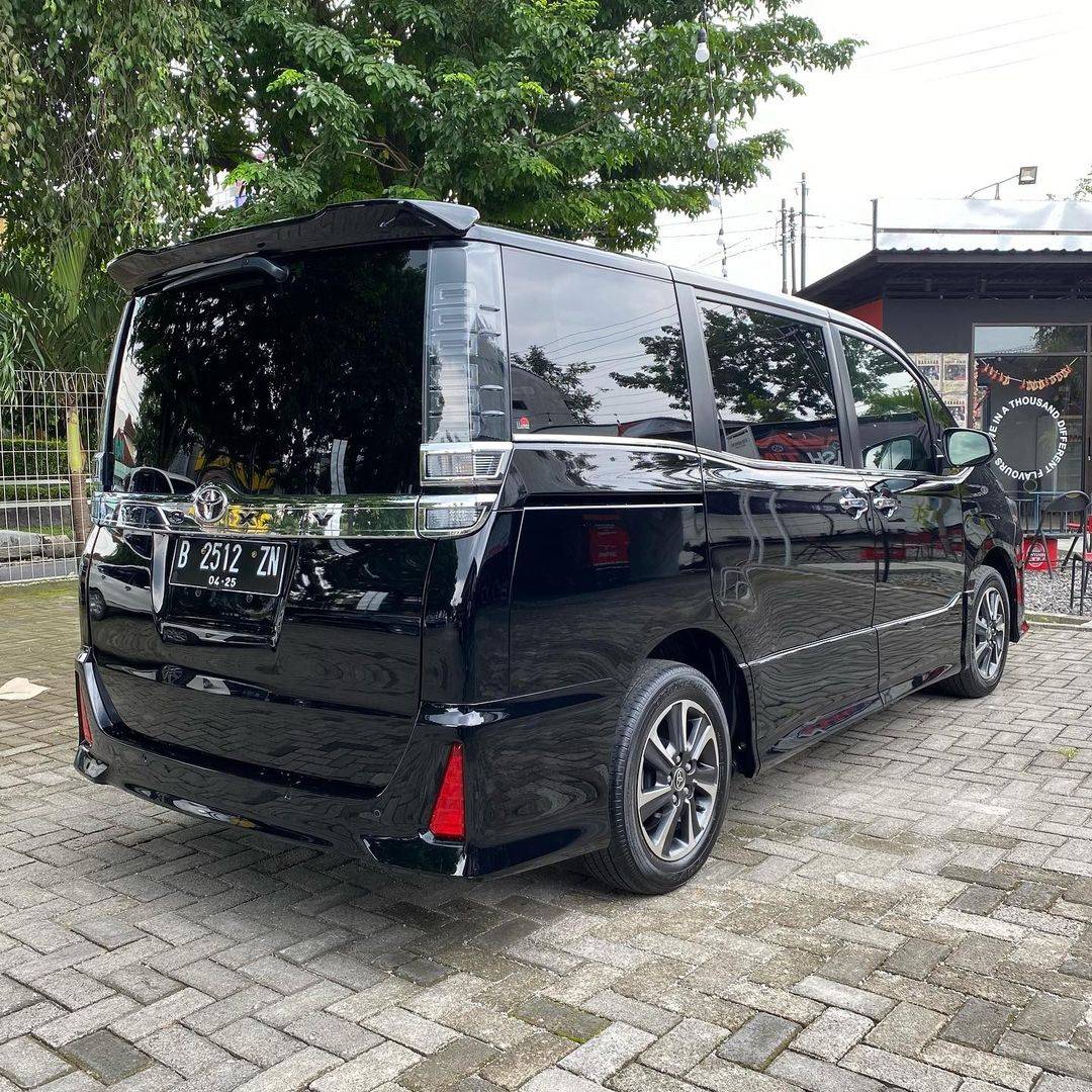 2020 Toyota Voxy 2020 Toyota Voxy