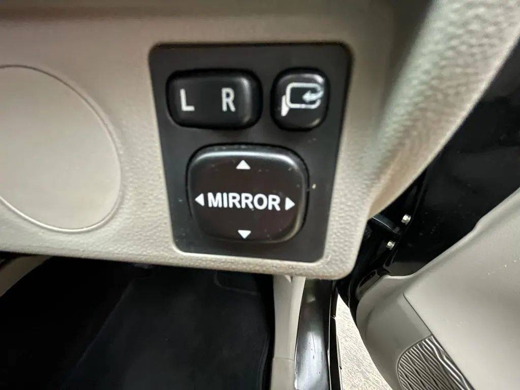 2019 Daihatsu Xenia 1.3 R MT 2019 Daihatsu Xenia 1.3 R MT