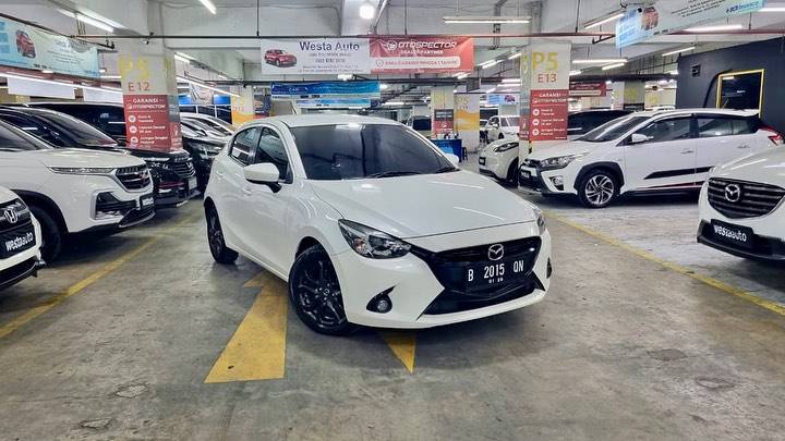 Second Hand 2016 Mazda 2 Second Hand 2016 Mazda 2