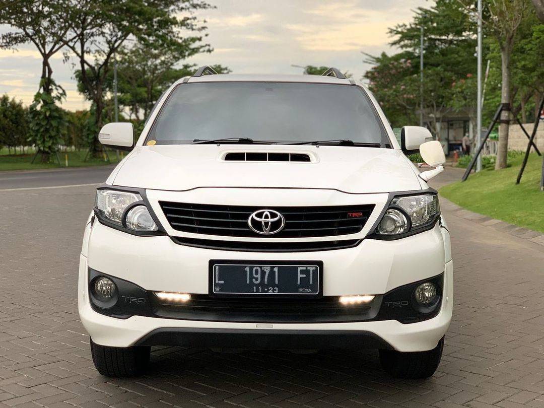 2015 Toyota Fortuner  Bekas 2015 Toyota Fortuner  Bekas