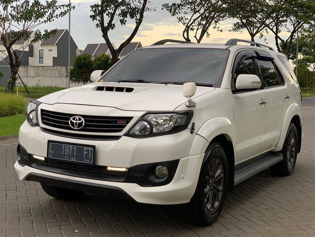2015 Toyota Fortuner  2015 Toyota Fortuner