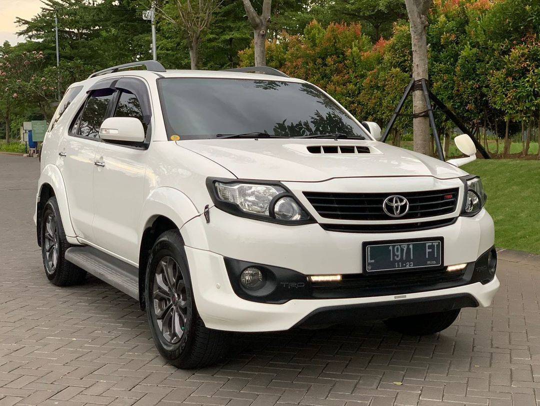 2015 Toyota Fortuner  2015 Toyota Fortuner