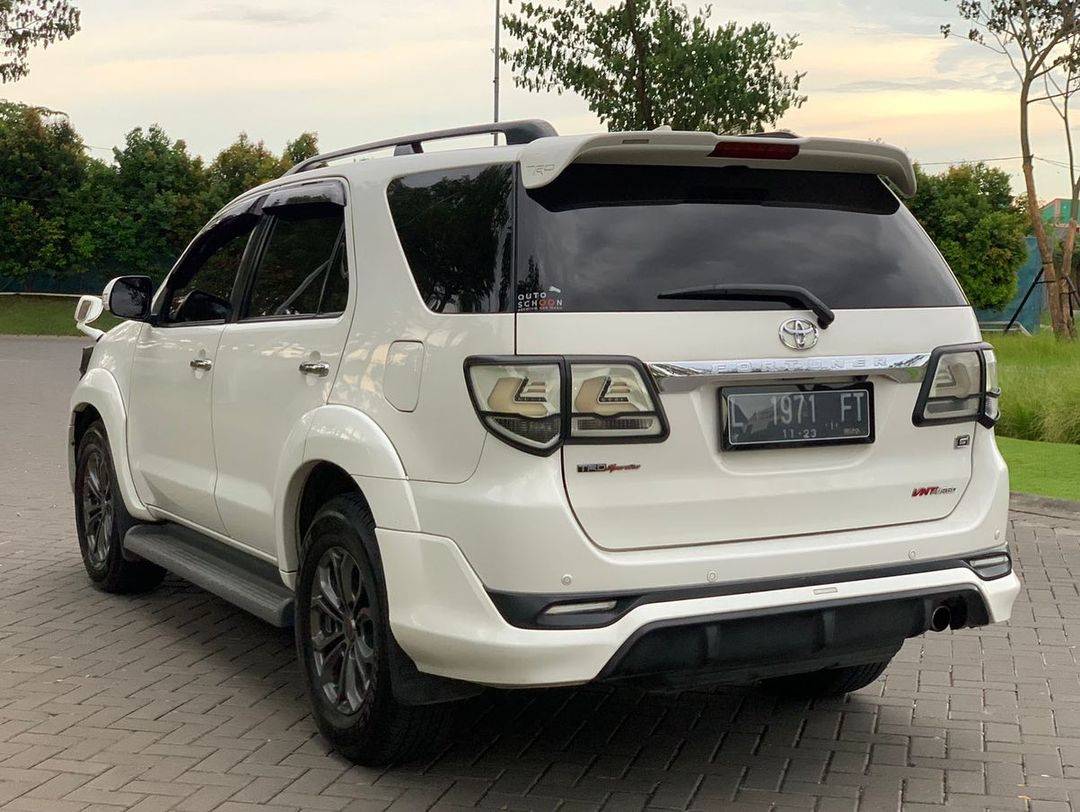 2015 Toyota Fortuner  2015 Toyota Fortuner