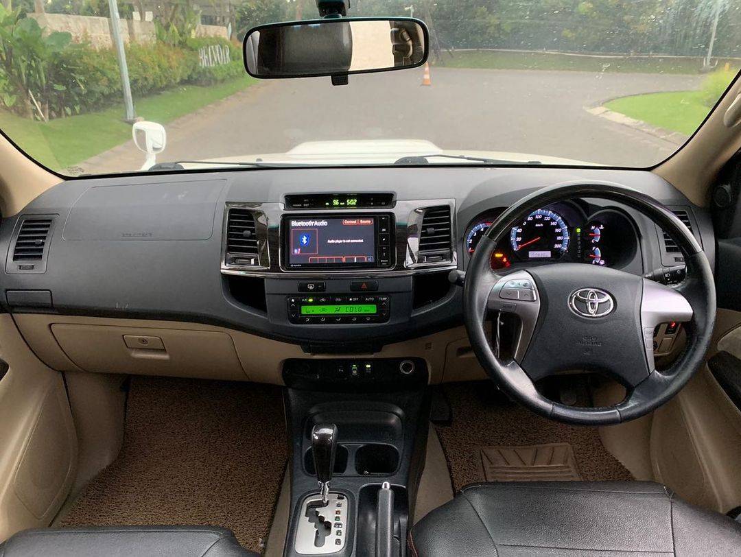 2015 Toyota Fortuner  2015 Toyota Fortuner