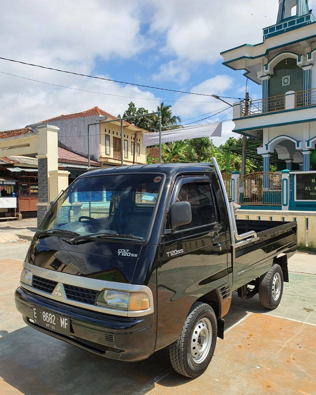 2015 Mitsubishi T120SS 2015 Mitsubishi T120SS